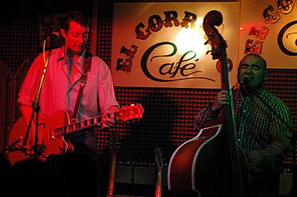 Rockabilly Duet.11 de abril de 2008. Café El Corrillo. Salamanca.