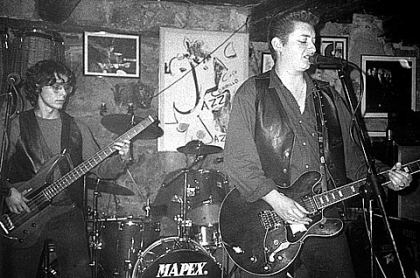 Primer grupo Salmantino en la Cava del antiguo Café del Corrillo. 1993